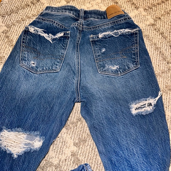 American Eagle Mom Jeans - Picture 3 of 4